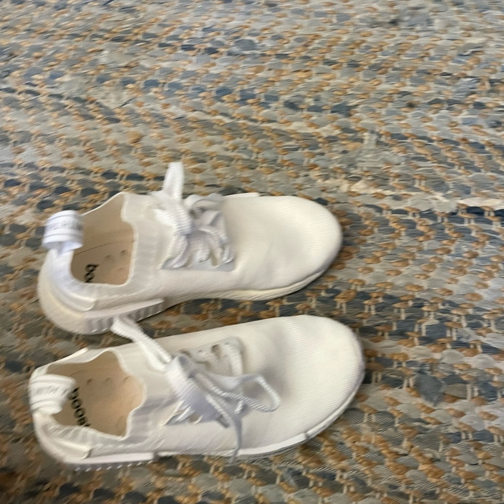 Adidas Boosts - Picture 5 of 6